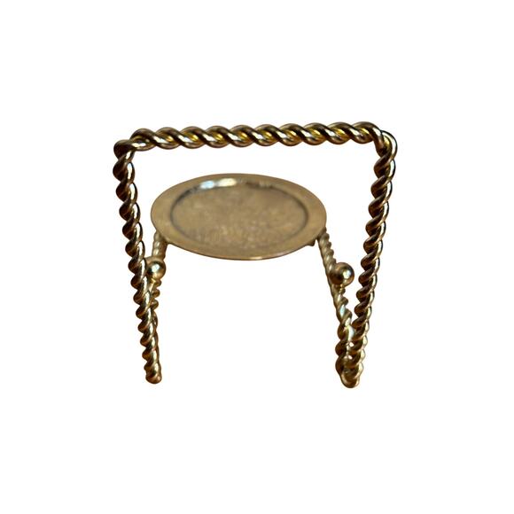 Tea Cup & and Saucer Stand Display Brass Etched Base Teacup - Picture 4 of 10